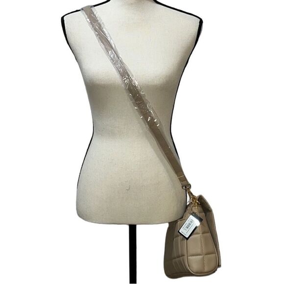 Bebe Chica Quilted Shoulder Bag - Picture 9 of 14